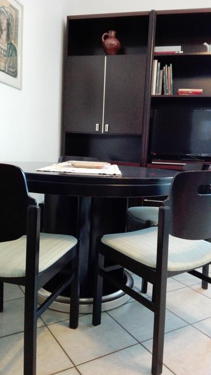Emi Apartment โบลลาเต ภายนอก รูปภาพ