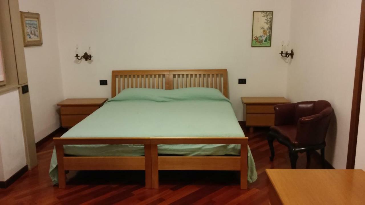 Emi Apartment โบลลาเต ภายนอก รูปภาพ